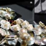 Perle naturali esposte durante "Gioiello in vetrina", l'evento curato da Confcommercio Arezzo