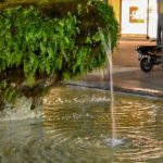 La Fontaine moussue di acqua calda in Cours Mirabeau
