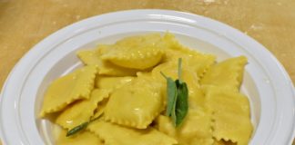 Festa di Santa Cristina Papiano, Tortelli di patate burro e salvia